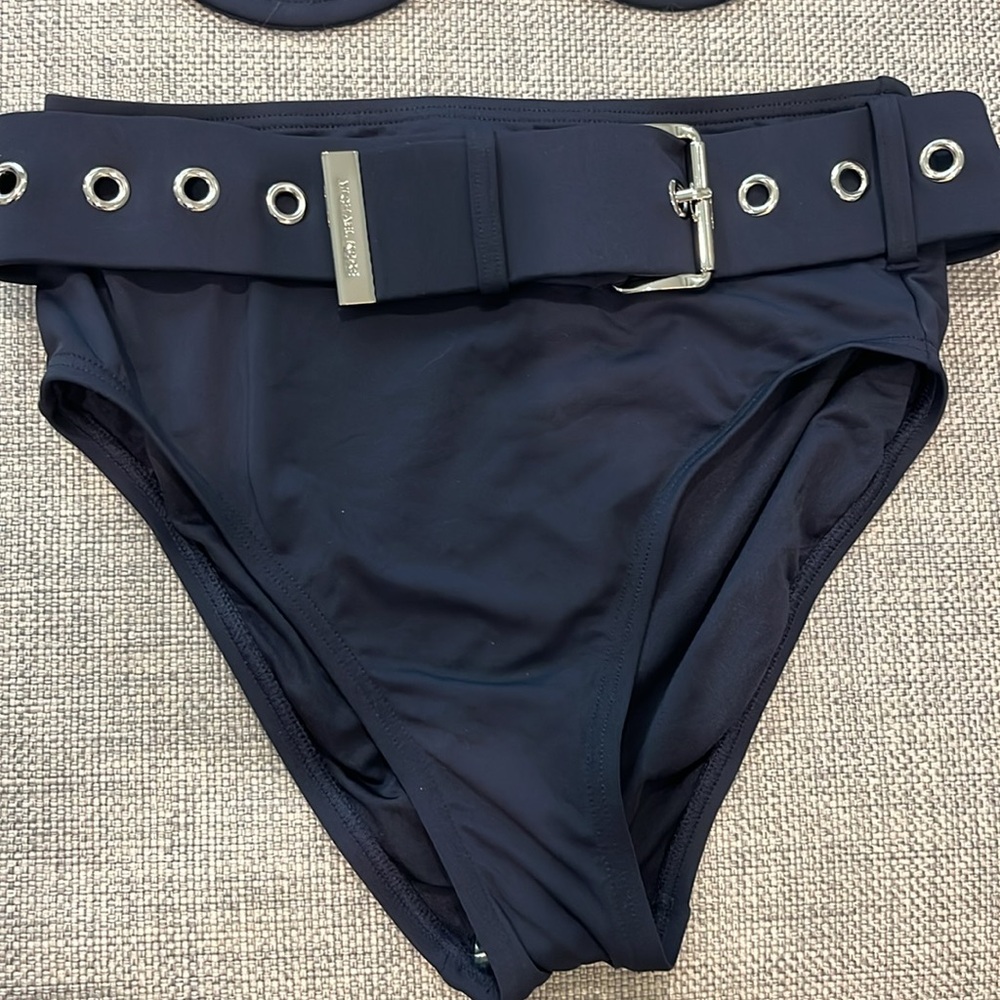 Michael Kors bikini - Picture 2 of 5